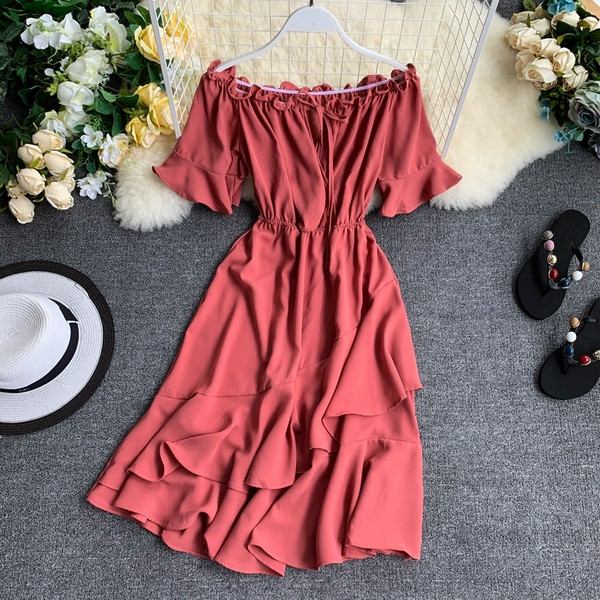 Rochie de dama cu umerii goi in mai multe culori