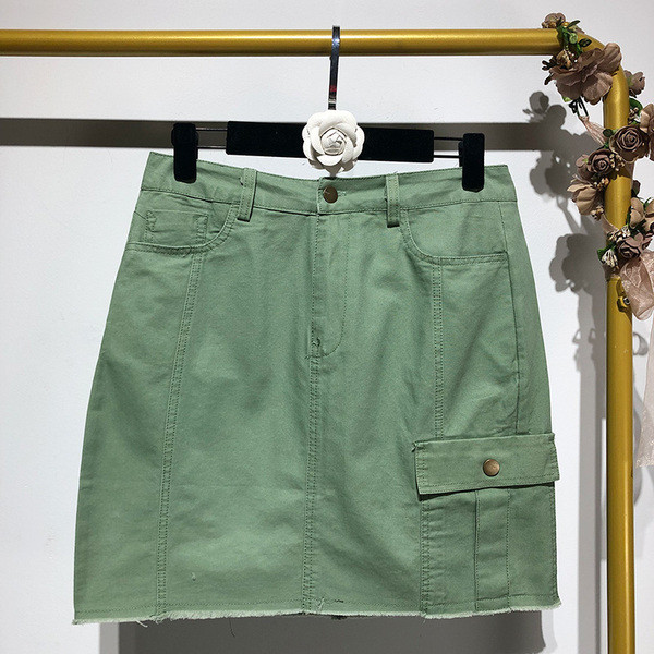 Fusta scurta de dama cu buzunar de culoare verde