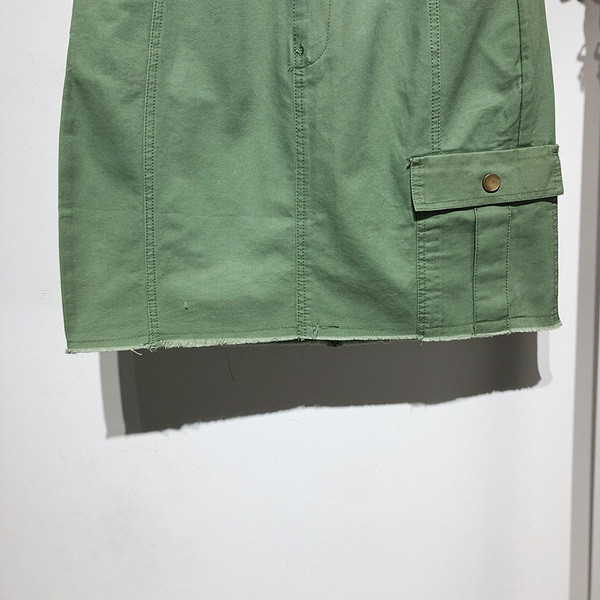 Fusta scurta de dama cu buzunar de culoare verde