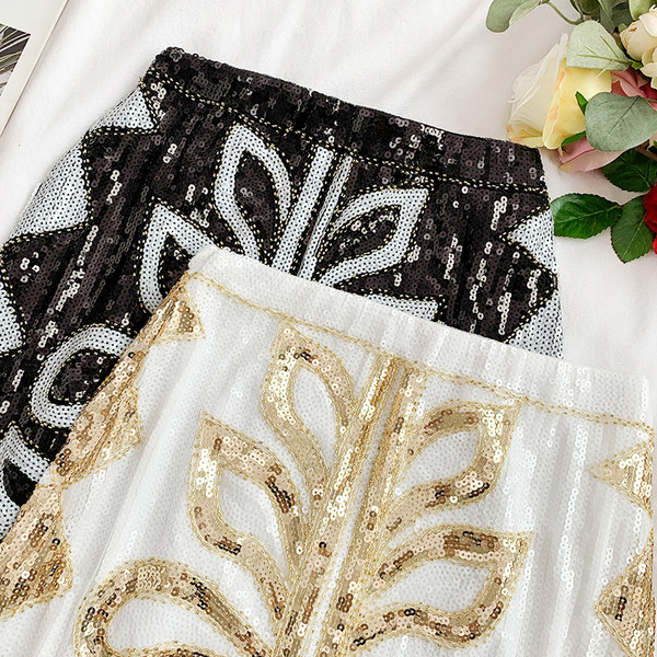 Fusta de dama moderna in alb-negru cu paiete