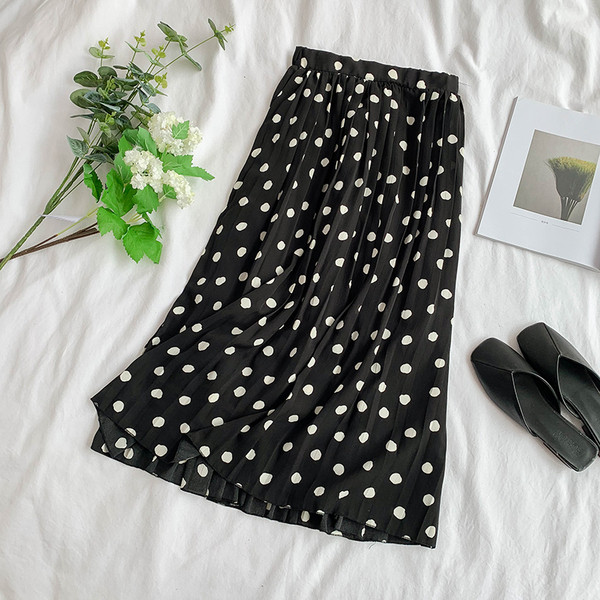 Fusta de dama moderna plisata cu buline in mai multe culori