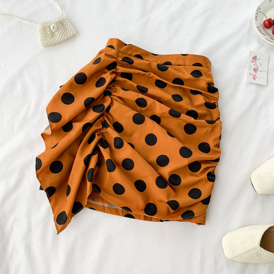 Fusta de dama moderna cu buline in trei culori