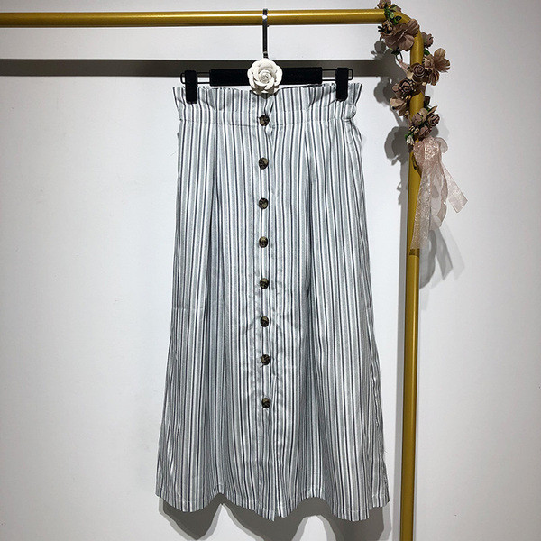 Fusta lunga in dungi cu nasturi si talie elastica