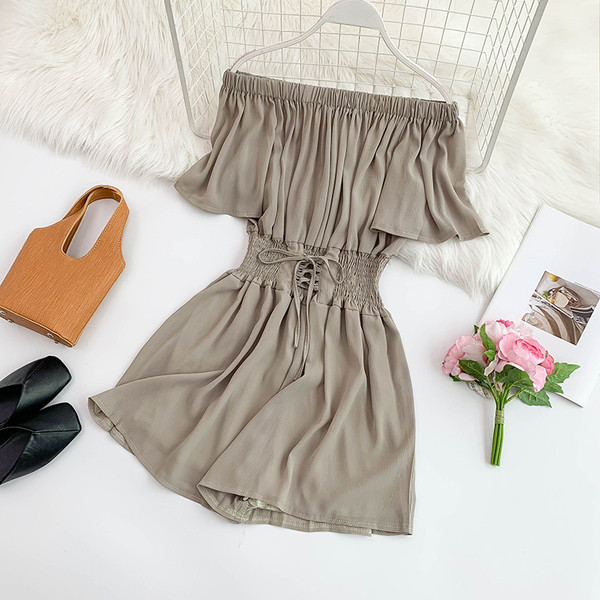 Salopeta scurta de dama moderna cu umerii goi in mai multe culori