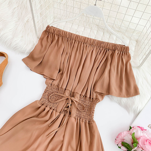 Salopeta scurta de dama moderna cu umerii goi in mai multe culori