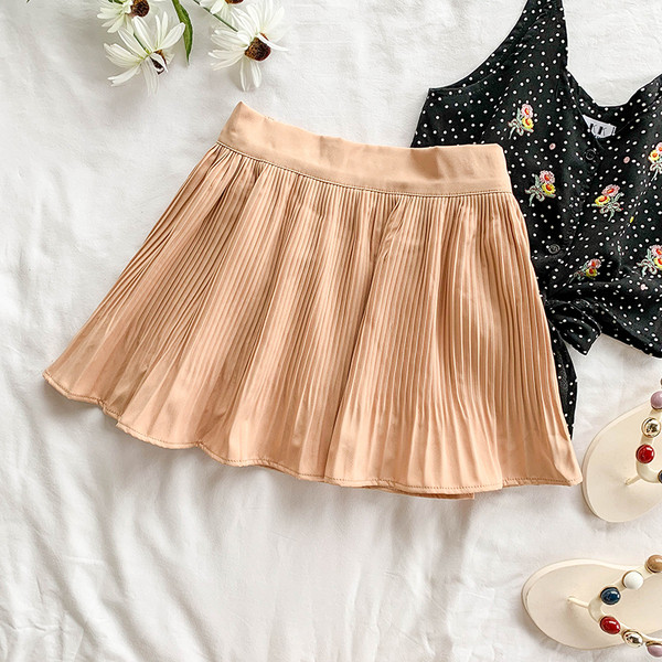 Fusta scurta plisata de dama moderna in trei culori