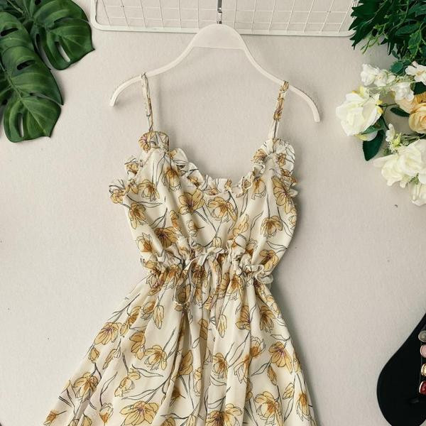 Дамска дълга рокля с тънки презрамки и флорален десен в два цвята