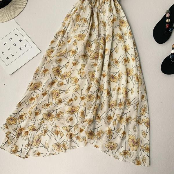 Дамска дълга рокля с тънки презрамки и флорален десен в два цвята