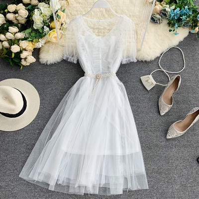 Rochie moderna de dama cu tul si perle decorative