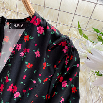 Rochie de dama actuala cu model floral si decolteu in V