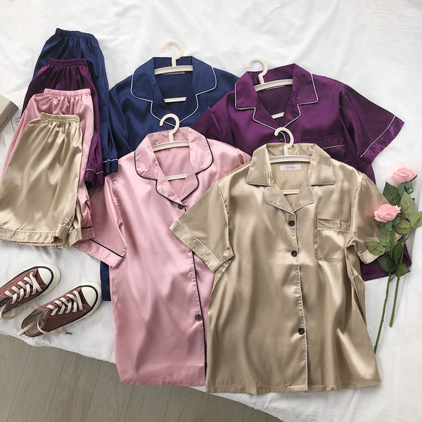 Pijamale de dama elegante in doua parti in culori diferite