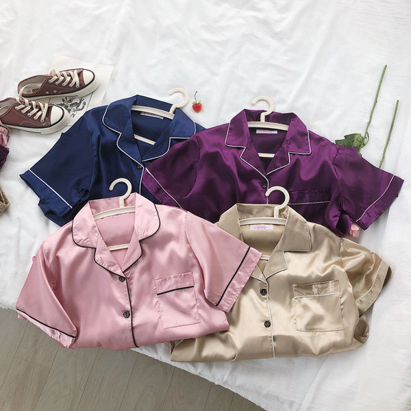 Pijamale de dama elegante in doua parti in culori diferite