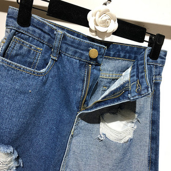 Дънкова къса пола със скъсан мотив в син цвят