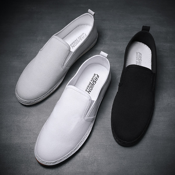 Mocasini pentru bărbați cu talpă plată - în trei culori