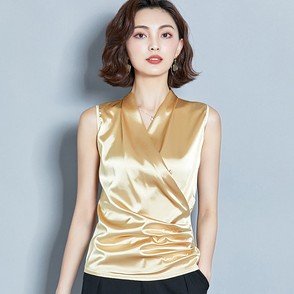 Стилен дамски потник с V-образно деколте в различни цветове