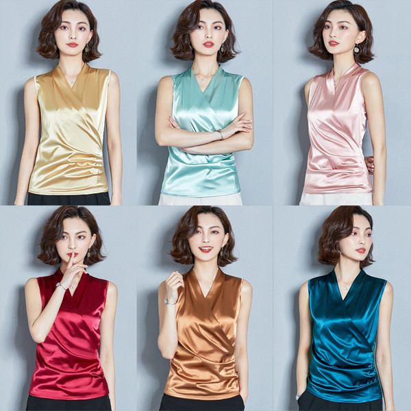 Стилен дамски потник с V-образно деколте в различни цветове