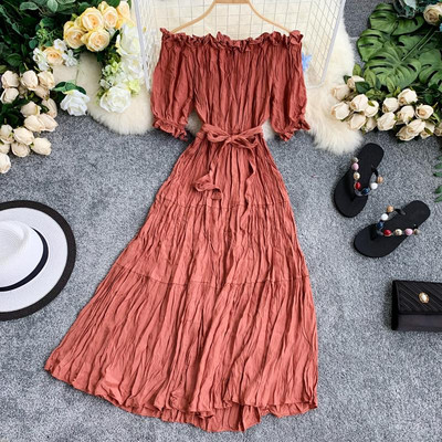 Rochie de dama cu umerii goi in diferite culori