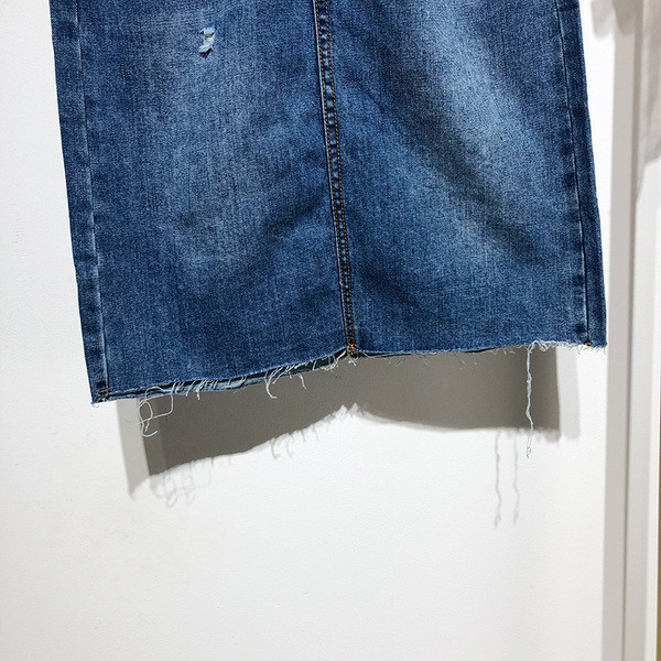 Fusta lungă de blugi în albastru