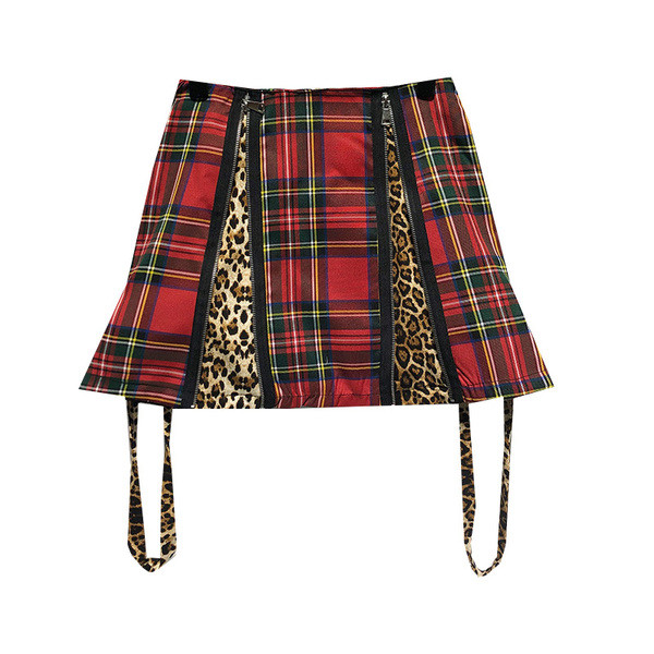 Női kockás szoknya harisnyatartóval, állatmintával