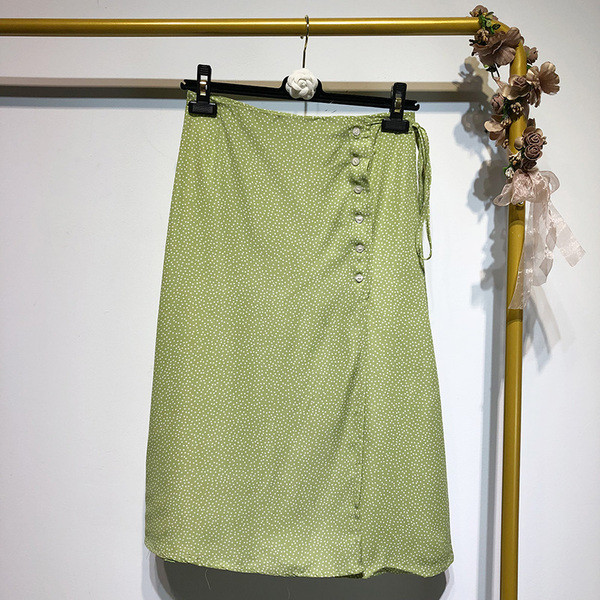 Fusta casual verde cu nasturi