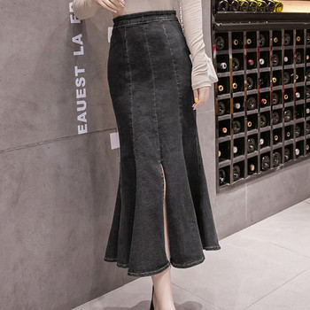 Fusta de dama actuala din denim - model croiat in doua culori