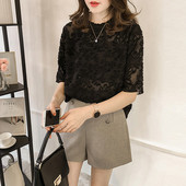 Bluză de damă modernă cu mâneci scurte și mărimi până la 4XL în alb-negru