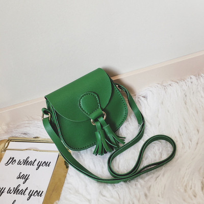 Geanta pentru copii moderna cu motive suspendate in mai multe culori