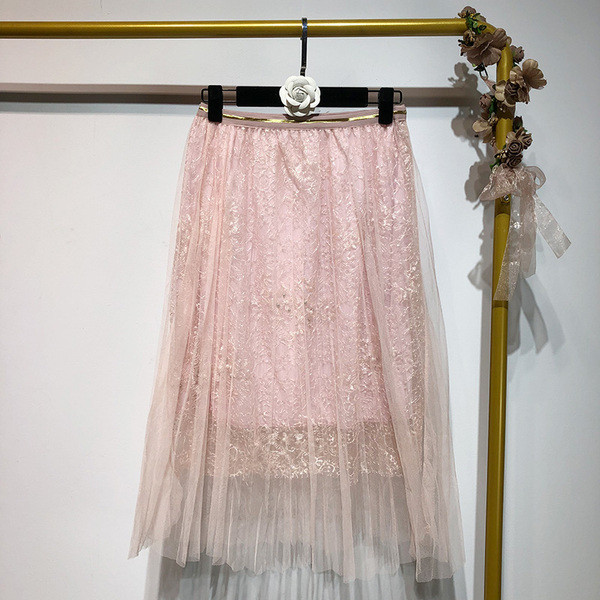 Fusta plisata cu tul si dantela in trei culori