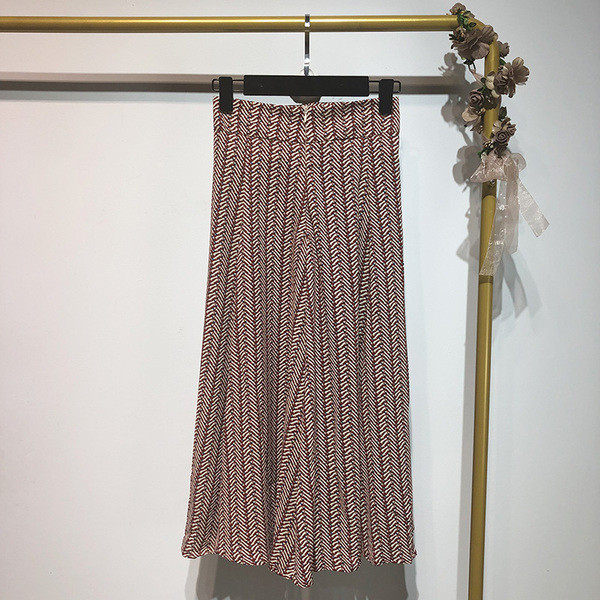 Fusta de dama lata in doua culori