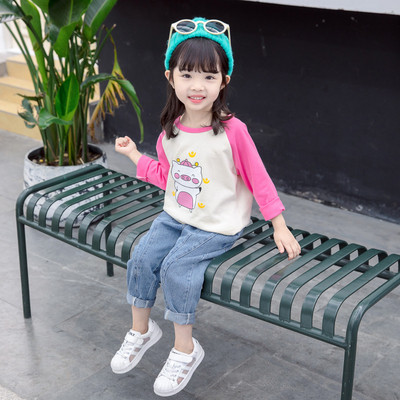 Bluza pentru copii pentru fete - in doua culori cu aplicatii diferite