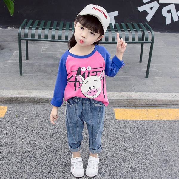 Bluza pentru copii pentru fete - in doua culori cu aplicatii diferite