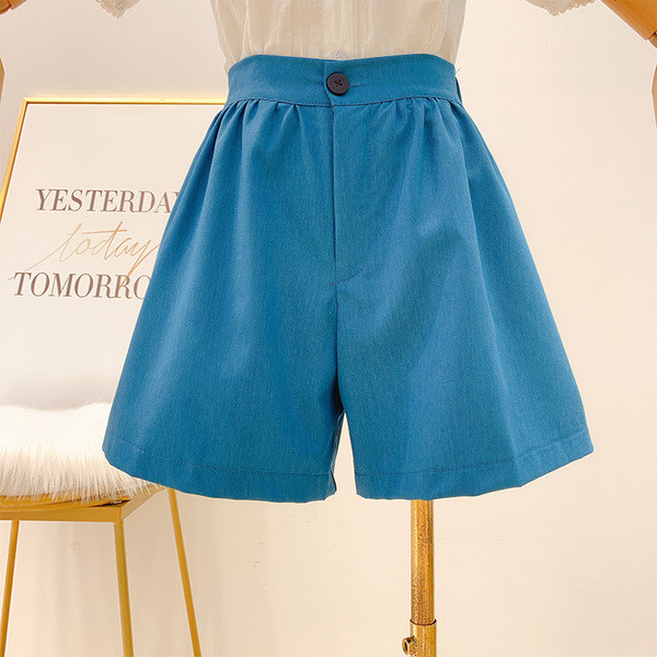 Pantaloni scurti de dama in mai multe culori