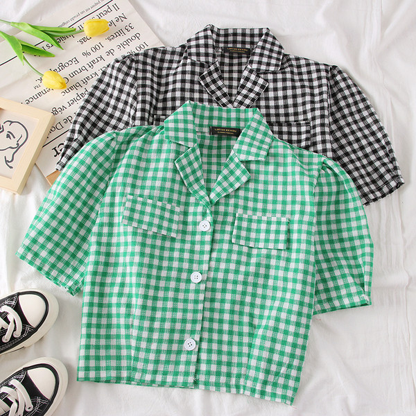 Cămașă elegantă de damă cu nasturi în verde, roșu și negru