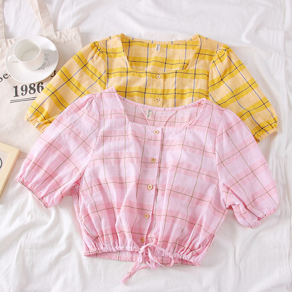 Bluză de damă elegantă cu decolteu O în trei culori