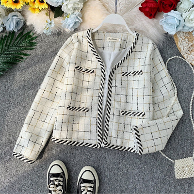 Jachetă elegantă de damă în alb și negru