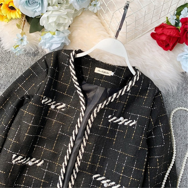 Jachetă elegantă de damă în alb și negru