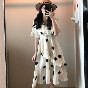 Rochie de dama actuala cu buline in doua culori cu decolteu in V