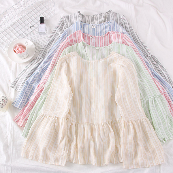 Bluză de damă în dungi model nou cu mâneci în formă de V și lotus