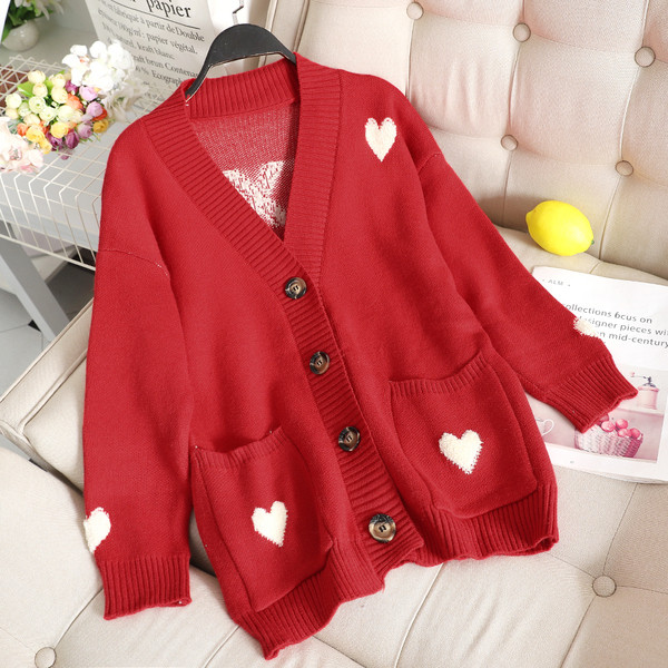 Vesta moderna de dama cu nasturi in alb, rosu si albastru