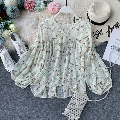 Cămașă de damă cu decolteu în V și model floral