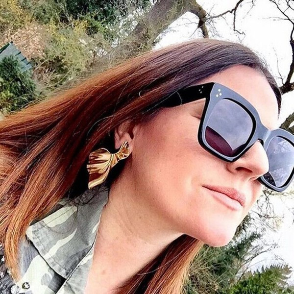 Ochelari de soare moderni de dama in forma patrata in mai multe culori