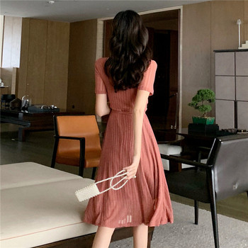 Актуална дамска дълга рокля в розов цвят с къс ръкав