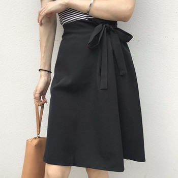 Fusta de dama actuala croiala in doua culori