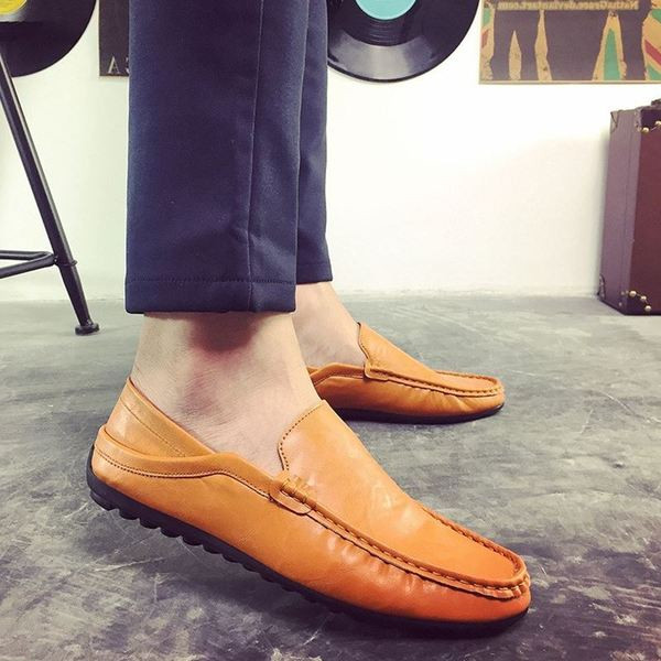 Model nou de mocasini barbatesti din piele ecologica in trei culori