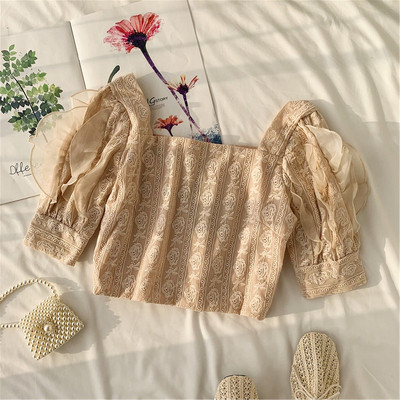 Bluză de damă modernă cu broderie în două culori