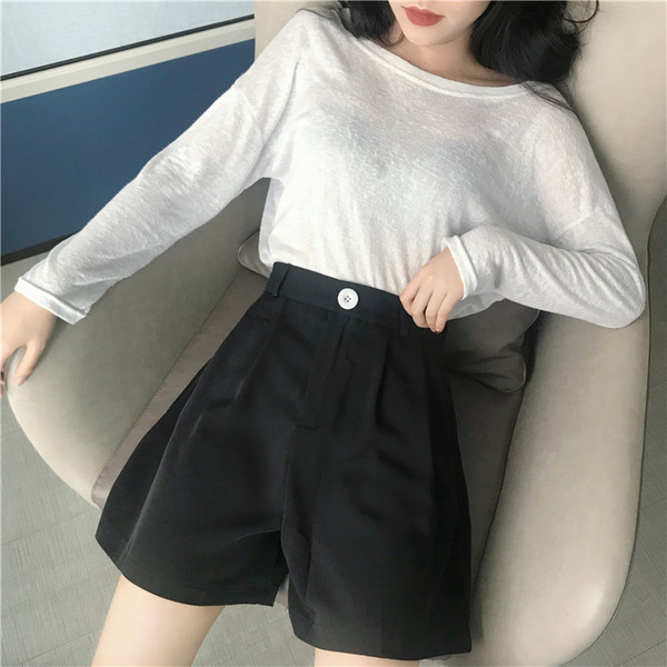 Pantaloni scurți casual dama - model larg in doua culori