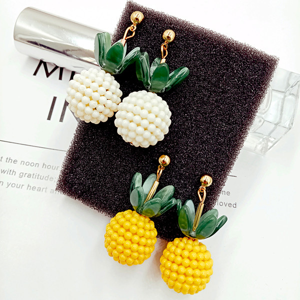 Cercei casual dama in alb si galben