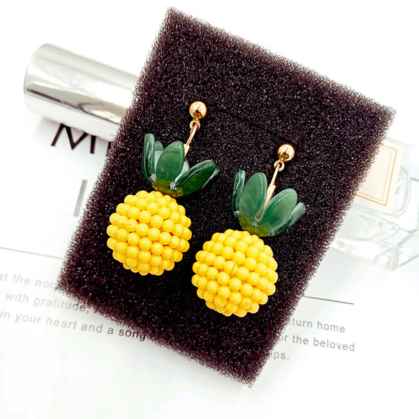 Cercei casual dama in alb si galben