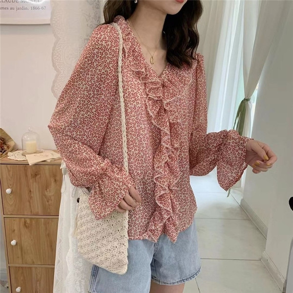 Bluză de damă modernă - model larg în roz