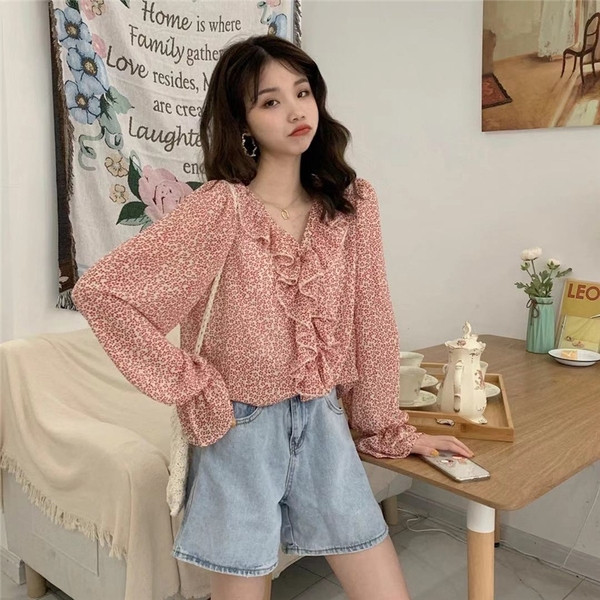 Bluză de damă modernă - model larg în roz